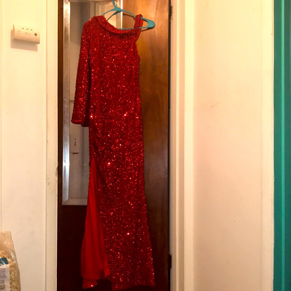 Shein Long red one shoulder large slit leg dress